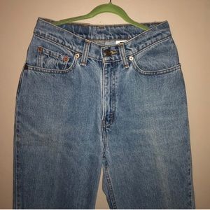 Vintage Levis high rise mom jeans